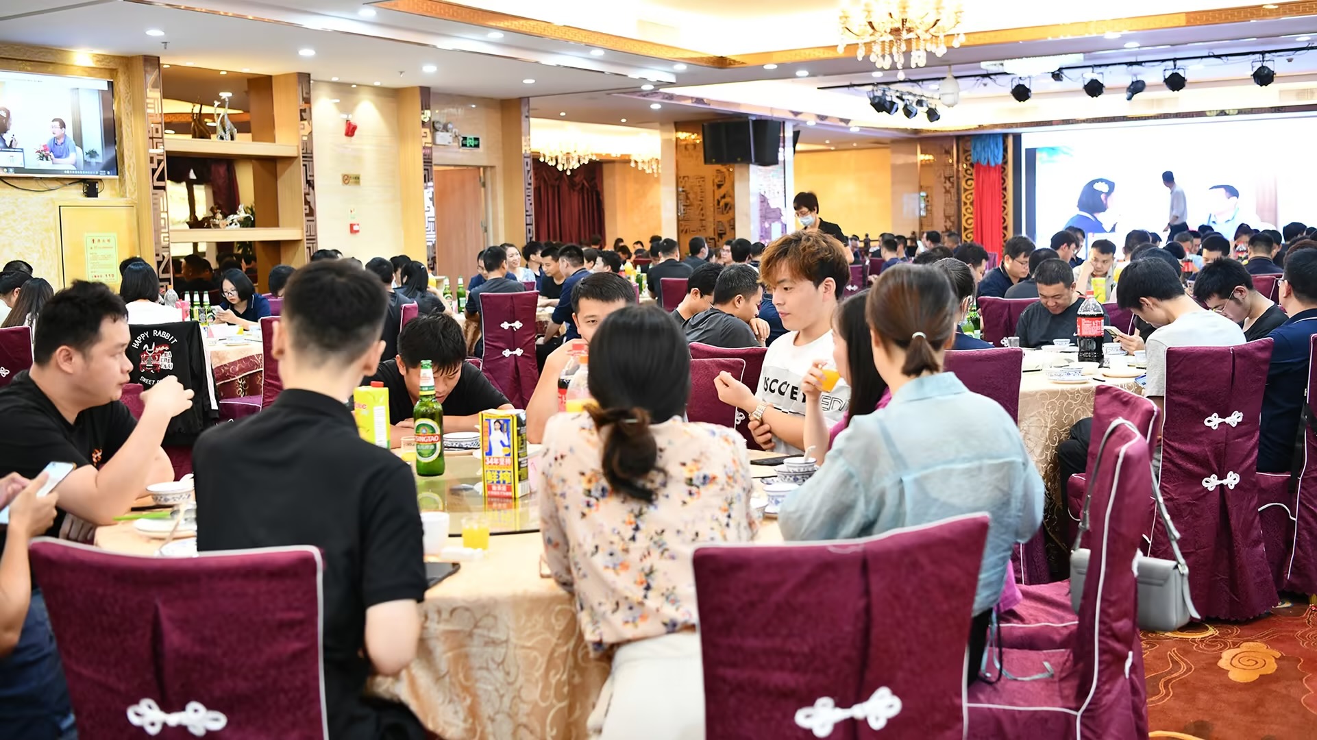 品成金屬專注于鋁、鎂、鋅合金壓鑄模具的設(shè)計(jì)與制造